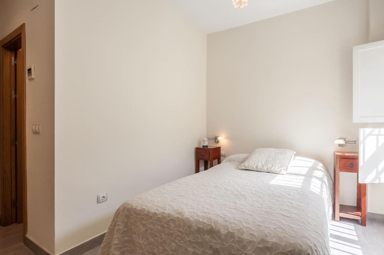 Apartamento Con Encanto En El Barrio De Santa Cruz セビリア エクステリア 写真