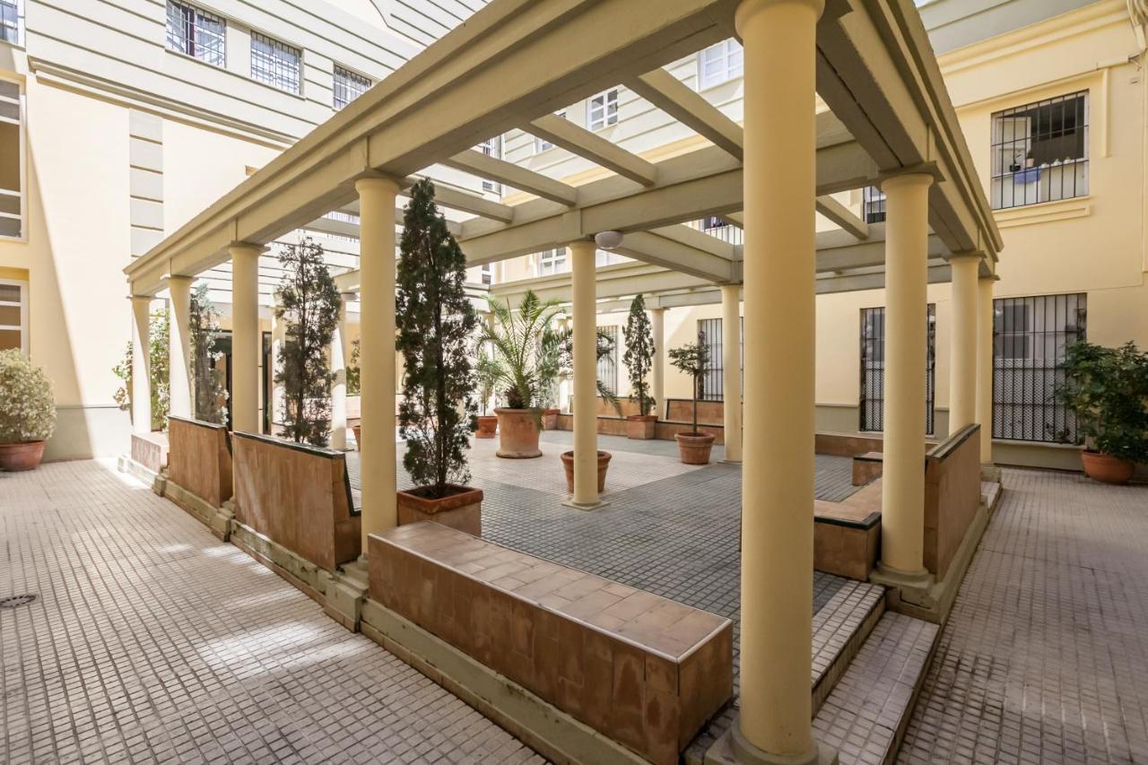 Apartamento Con Encanto En El Barrio De Santa Cruz セビリア エクステリア 写真