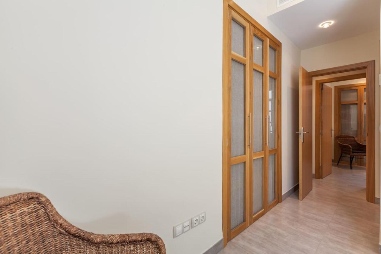Apartamento Con Encanto En El Barrio De Santa Cruz セビリア エクステリア 写真